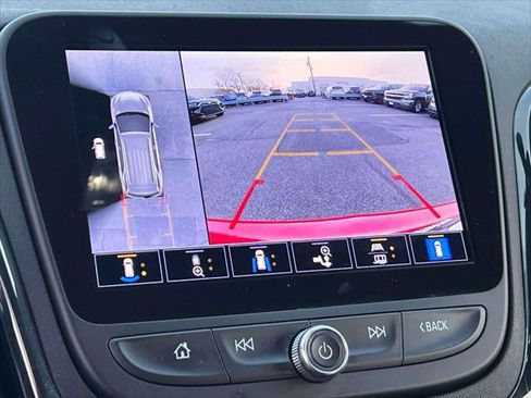 Used 2024 Chevrolet Equinox RS w/ RS Leather Package image 30