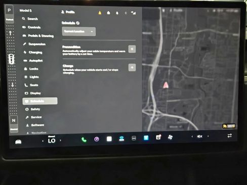 Used 2021 Tesla Model S Plaid image 33