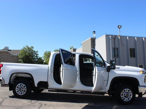 Used 2024 Chevrolet Silverado 2500 LT w/ Convenience Package AWD/4WD image 20