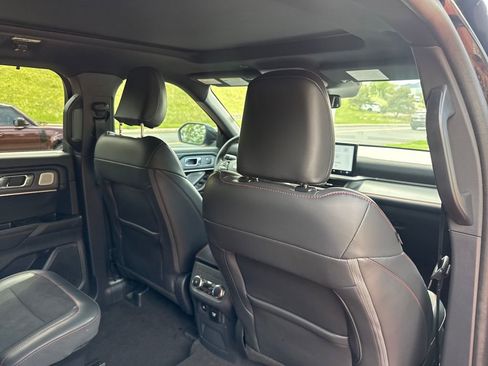 Used 2025 Ford Explorer ST AWD/4WD image 26