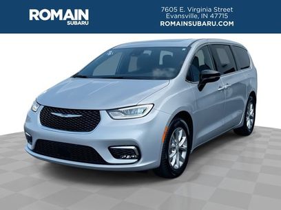 Used 2026 Chrysler Pacifica Limited