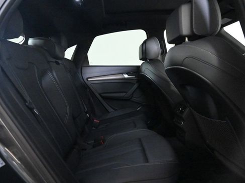Used 2025 Audi Q5 2.0T Premium image 17