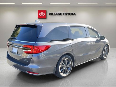 Used 2023 Honda Odyssey Elite image 5