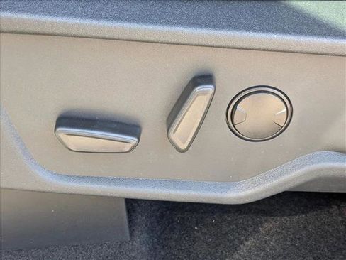 New 2025 Ford Bronco Outer Banks image 4