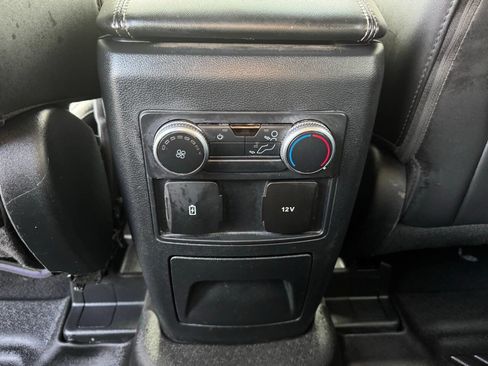 Used 2022 Ford Explorer XLT w/ Equipment Group 202A image 30