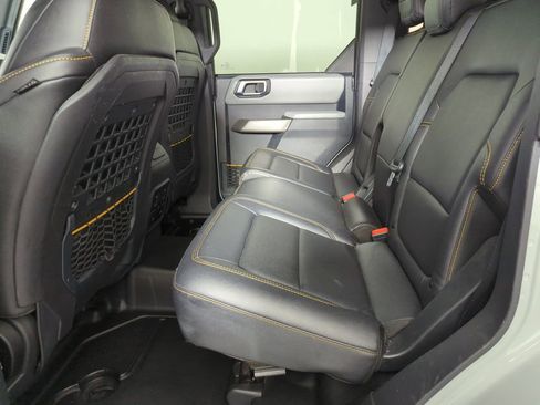 Used 2021 Ford Bronco Badlands image 20