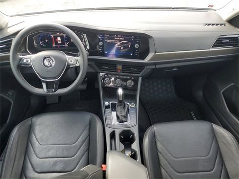 Used 2021 Volkswagen Jetta SEL Premium image 15