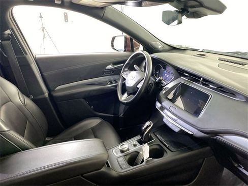 Used 2023 Cadillac XT4 Premium Luxury w/ Cold Weather Package image 15