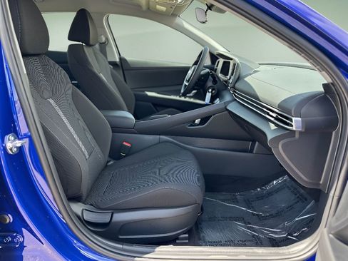 New 2025 Hyundai Elantra SE w/ Cargo Package image 21