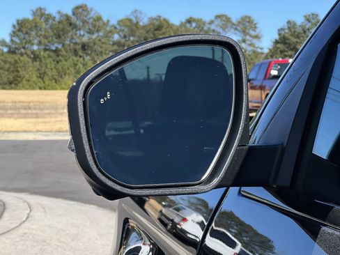 Used 2025 Ford Expedition Max Platinum w/ Stealth Performance Package image 36