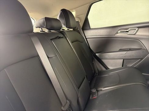 Used 2025 Kia Sportage EX FWD image 17