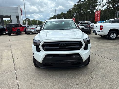 New 2026 Toyota Tacoma SR5 AWD/4WD image 10