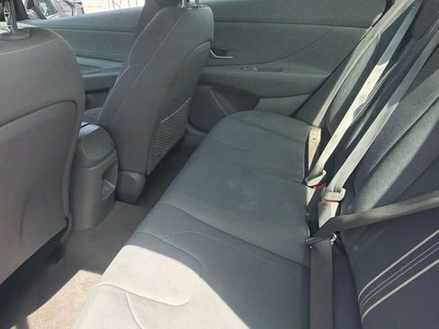 Used 2025 Hyundai Elantra SEL FWD image 7