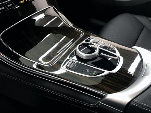 Certified 2018 Mercedes-Benz GLC 300 image 17