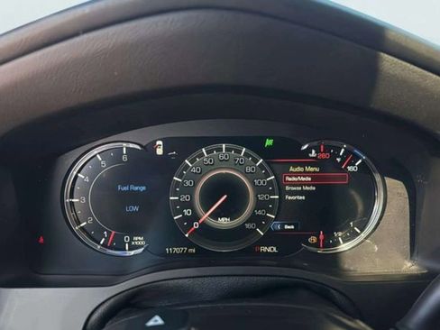 Used 2019 Cadillac Escalade Premium Luxury image 14