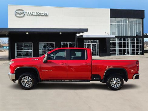 Used 2023 Chevrolet Silverado 2500 LT w/ Convenience Package AWD/4WD image 3