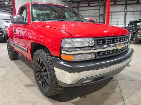 Used 2002 Chevrolet Silverado 1500 LS w/ Off-Road Chassis Pkg image 12