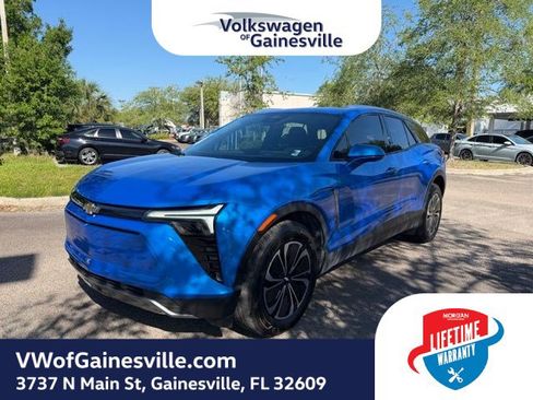 Used 2025 Chevrolet Blazer EV LT AWD/4WD image 3