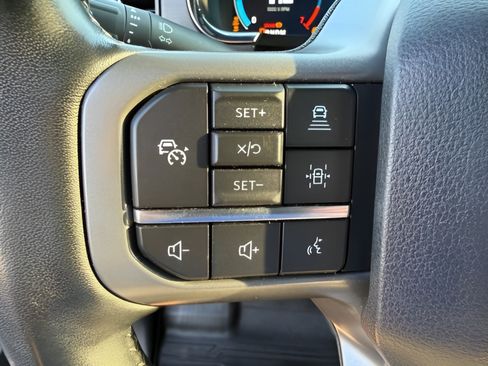 Used 2021 Ford F150 Lariat w/ Equipment Group 502A High AWD/4WD image 18