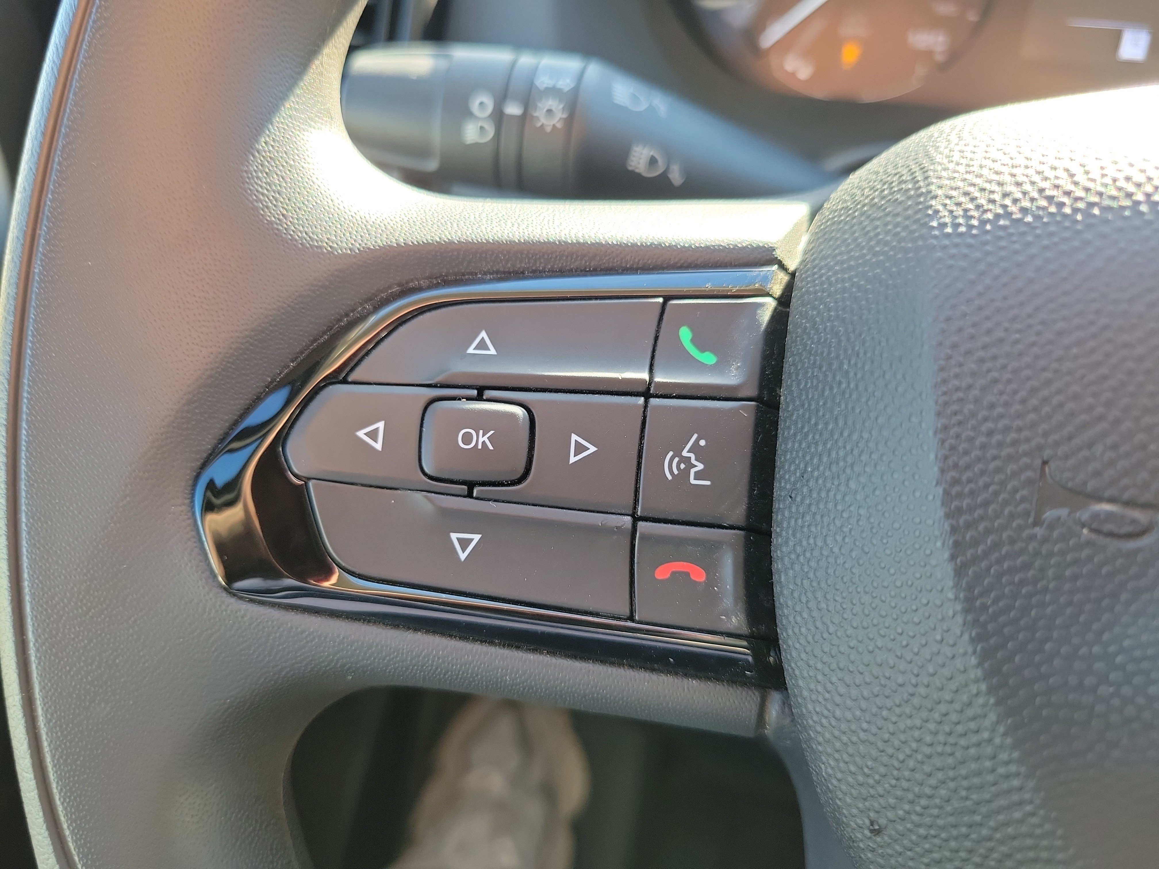 Used 2025 RAM ProMaster 2500 w/ Safety Group FWD image 11