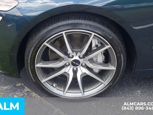 Used 2025 Genesis G70 2.5T RWD image 12