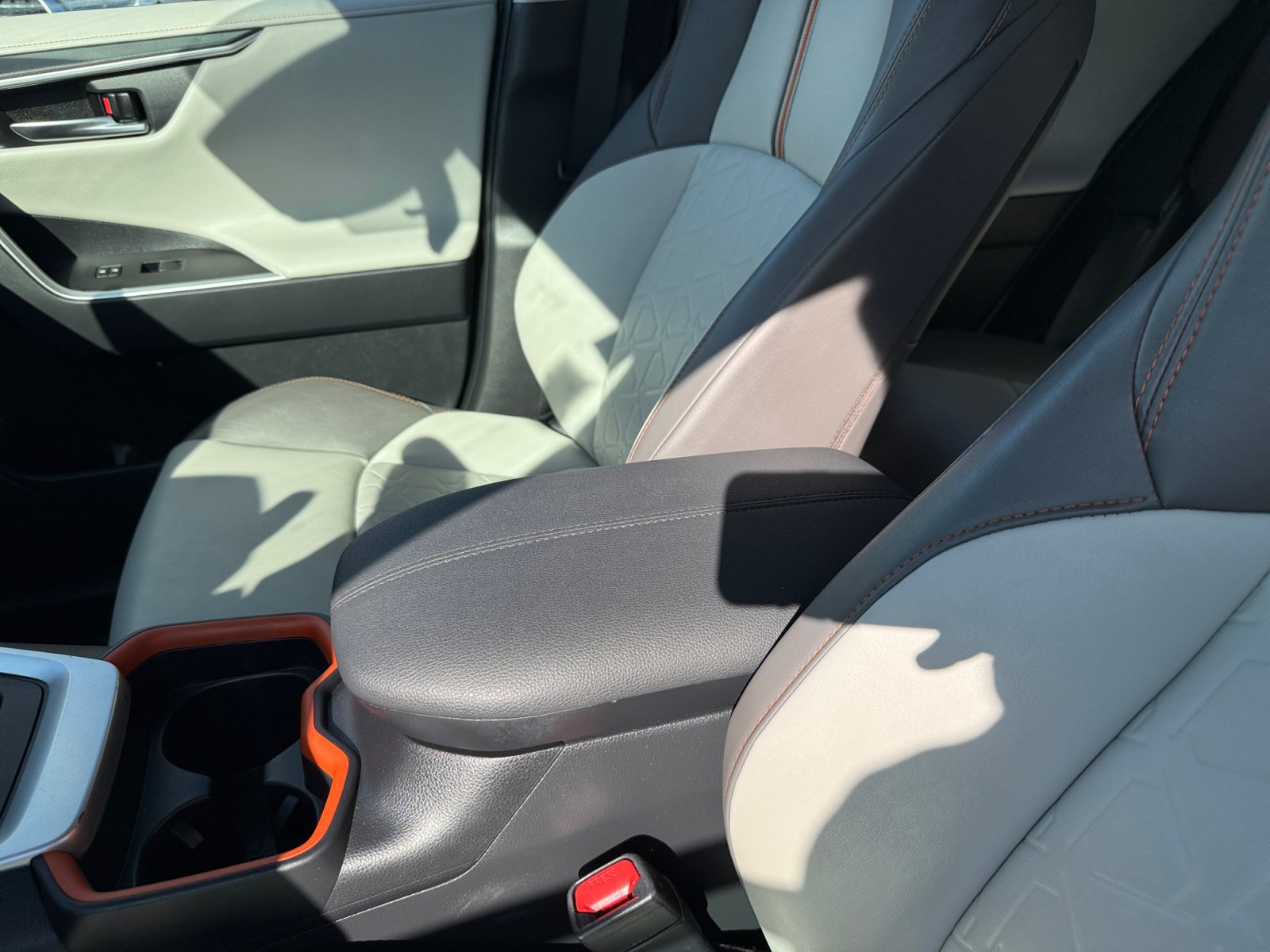 Used 2019 Toyota RAV4 Adventure w/ Carpet Mat Package AWD/4WD image 14