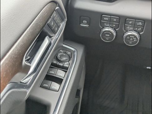 New 2026 GMC Sierra 2500 Denali w/ Technology Package AWD/4WD image 24