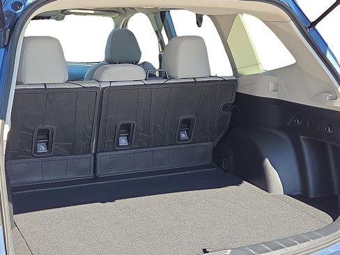 Used 2021 Subaru Forester Premium image 9