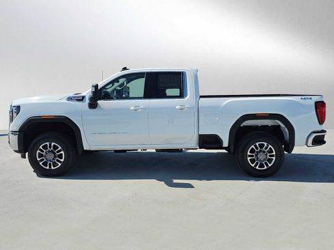New 2025 GMC Sierra 2500 SLE w/ SLE Value Package; image 6