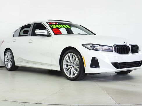 Used 2024 BMW 330i Sedan w/ Convenience Package RWD image 4