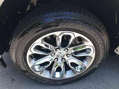 Used 2022 RAM 1500 Laramie w/ Sport Appearance Package AWD/4WD image 28