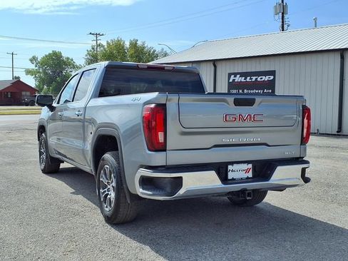 Used 2025 GMC Sierra 1500 SLT AWD/4WD image 3
