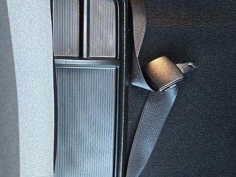 Used 2024 RAM 2500 Big Horn w/ Bed Utility Group image 33