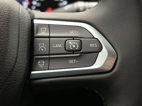 New 2026 Jeep Compass Limited image 22