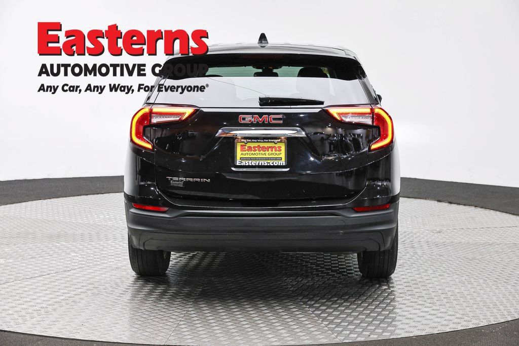 Used 2024 GMC Terrain SLE FWD image 6