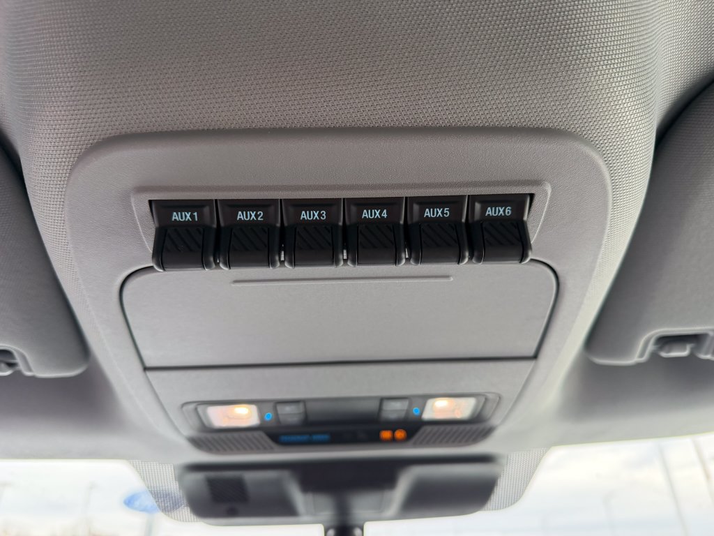 New 2024 Ford F550 4x4 Regular Cab Super Duty image 23