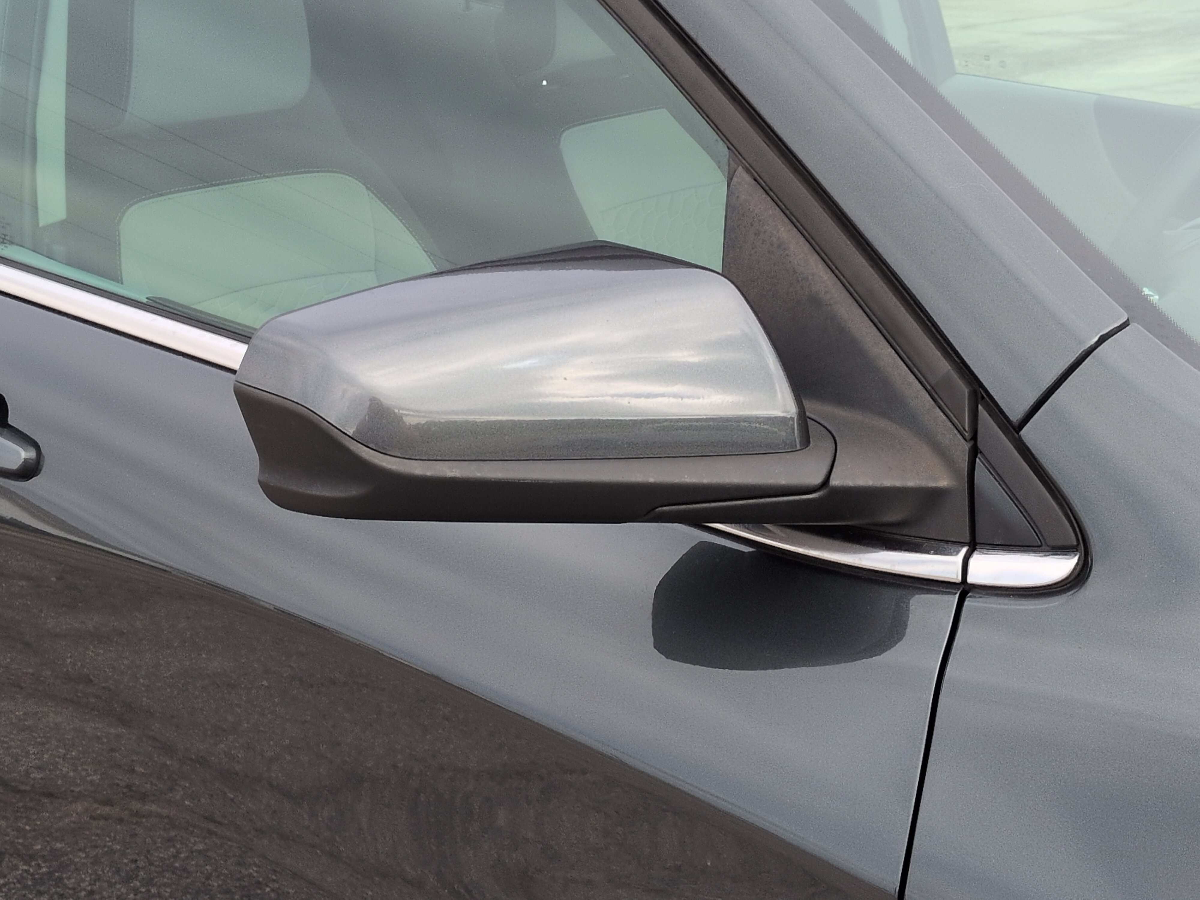 Used 2019 Chevrolet Equinox LT FWD image 10