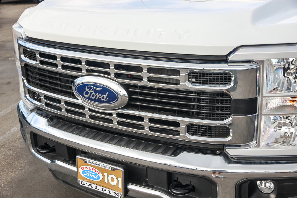 New 2025 Ford F350 XL w/ XL Chrome Package RWD image 13