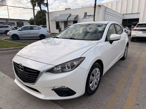 Used 2016 MAZDA MAZDA3 i Sport image 3