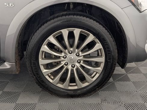 Used 2016 INFINITI QX80 4WD w/ Deluxe Technology Package image 14