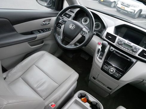 Used 2015 Honda Odyssey EX-L image 9