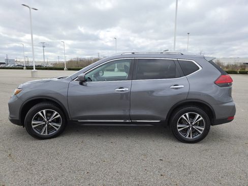 Used 2017 Nissan Rogue SL w/ SL Premium Package image 14