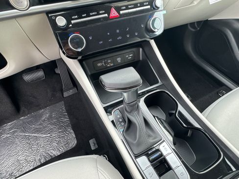 New 2026 Hyundai Kona SEL Sport FWD image 32