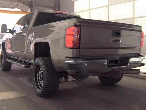Used 2015 Chevrolet Silverado 2500 LTZ w/ Duramax Plus Package AWD/4WD image 6