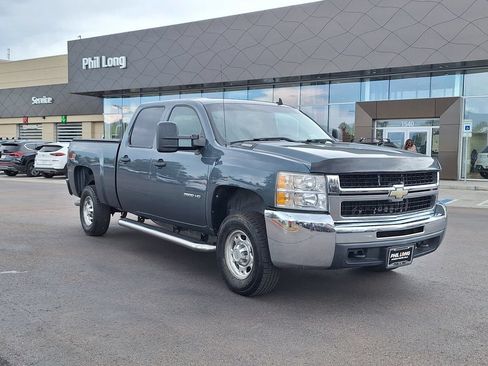 Used 2010 Chevrolet Silverado 2500 LT w/ Interior Plus Package AWD/4WD image 1
