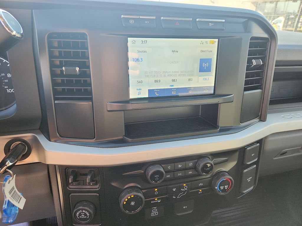 Used 2024 Ford F350 XL w/ 360-Degree Camera Package RWD image 8