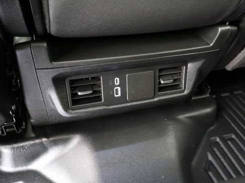 Used 2025 GMC Sierra 2500 Pro w/ Convenience Package image 19