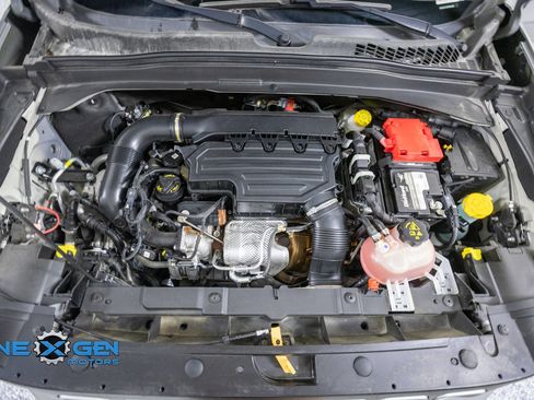 Used 2022 Jeep Renegade Latitude w/ Convenience Group AWD/4WD image 49