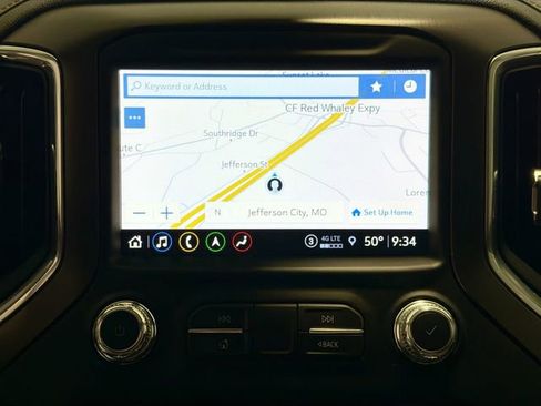 Certified 2022 GMC Sierra 1500 AT4 w/ AT4 Premium Package image 13