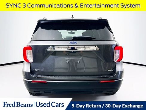 Used 2020 Ford Explorer XLT AWD/4WD image 8